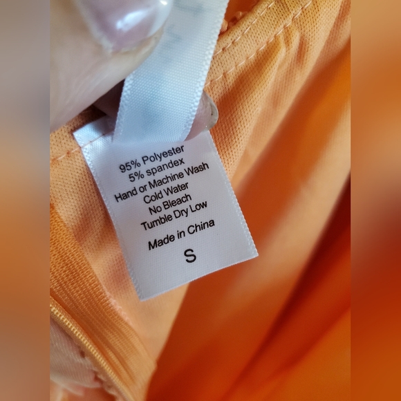 Lucy In The Sky Summer Dress - Picture 3 of 7